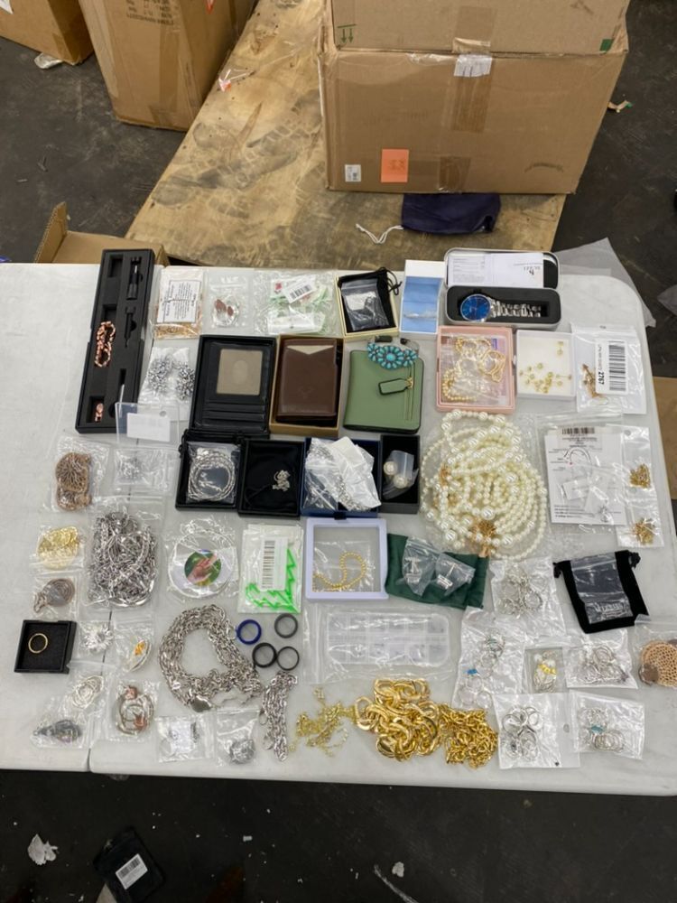 Large Lot of Jewerly, Watch & Wallets - Image 1 - Lot 723