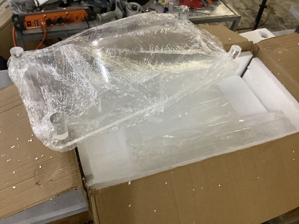 Clear Acrylic Makeup Desk 31.5 Inch with Drawer - Image 2 - Lot 368