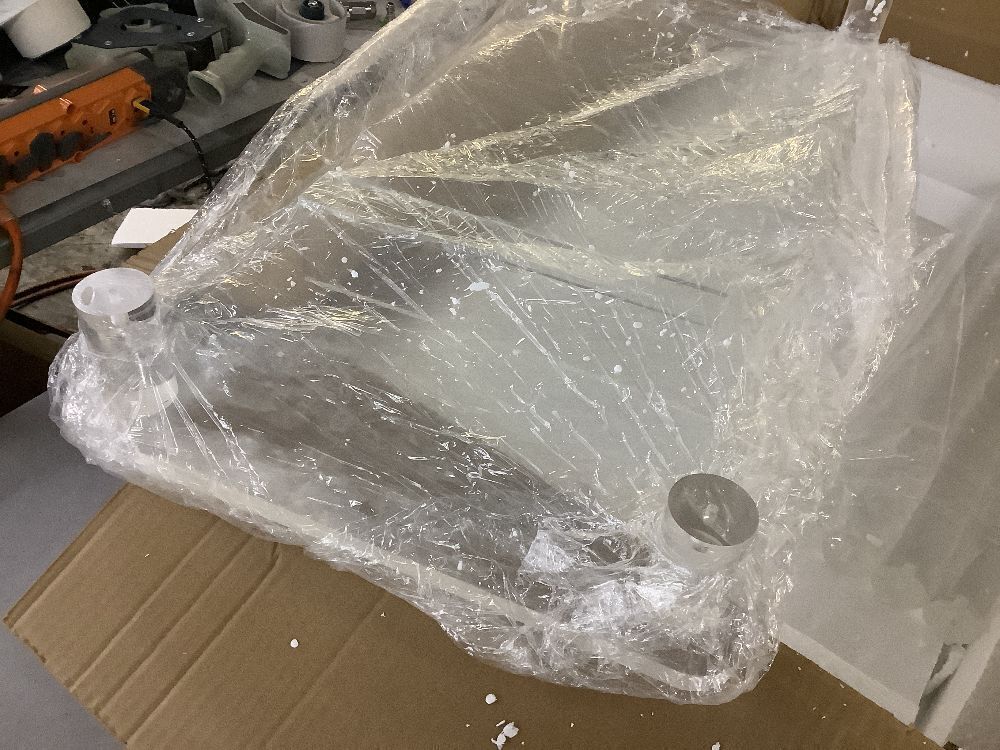 Clear Acrylic Makeup Desk 31.5 Inch with Drawer - Image 3 - Lot 368