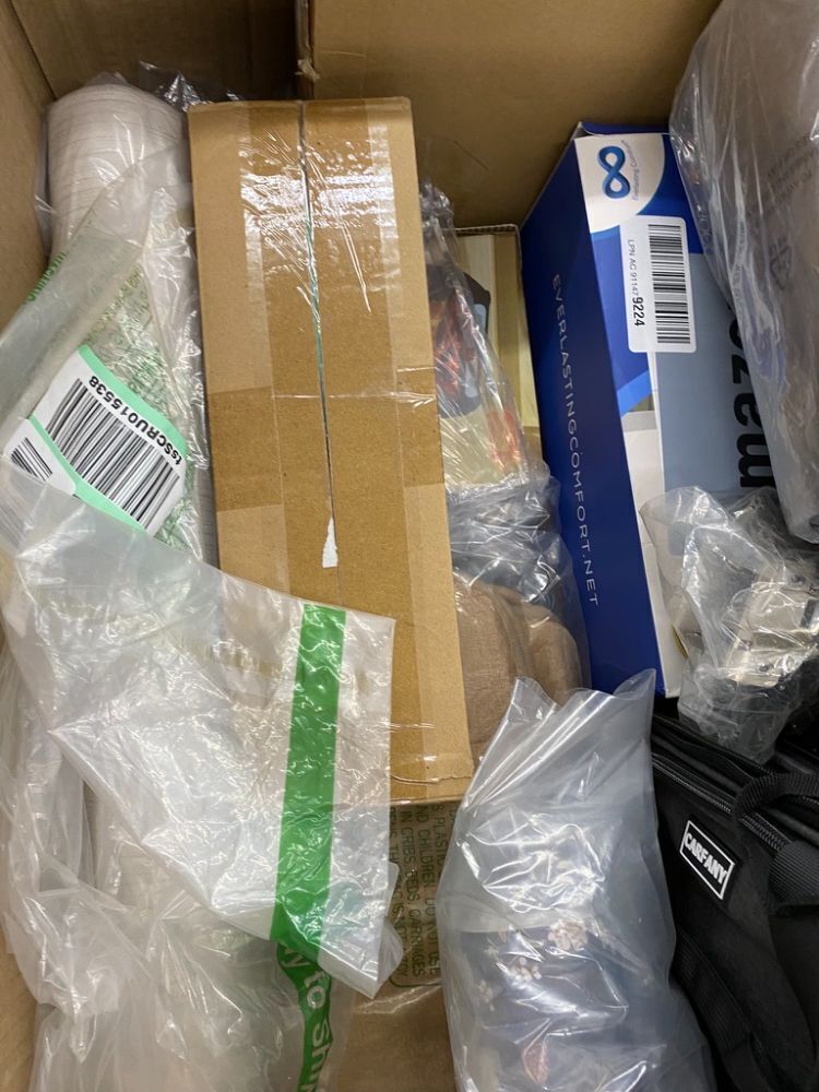 Coffin Box of Misc Housewares - Uninspected - Image 7 - Lot 427