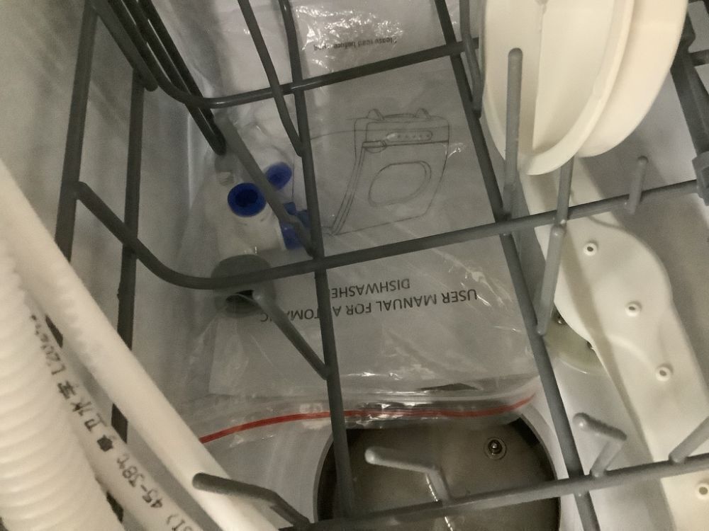 Portable Countertop Dishwasher, 5 Wash Programs - Image 5 - Lot 82