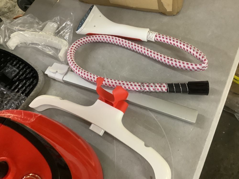 Standing Garment Clothing Steamer - Image 4 - Lot 458