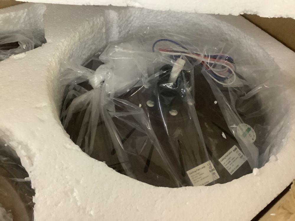 52" Tropical Palm Blade Ceiling Fan with Light - Broken Glass Shade - Image 3 - Lot 465