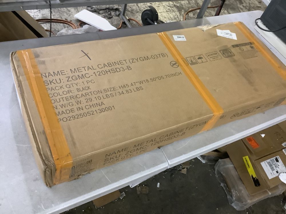 3 Door Metal Storage Locker - Image 2 - Lot 556