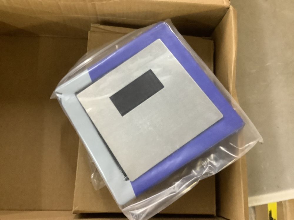 Automatic Wall Mounted Men's Bathroom Urinal - Image 8 - Lot 653