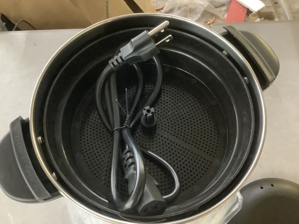 Electric Coffee Urn - Image 3 - Lot 655