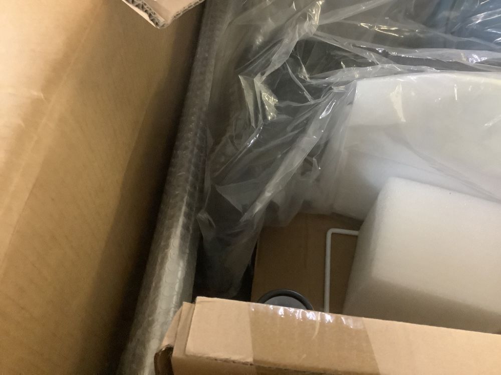 Hydraulic Patient Lift Chair - Image 5 - Lot 656