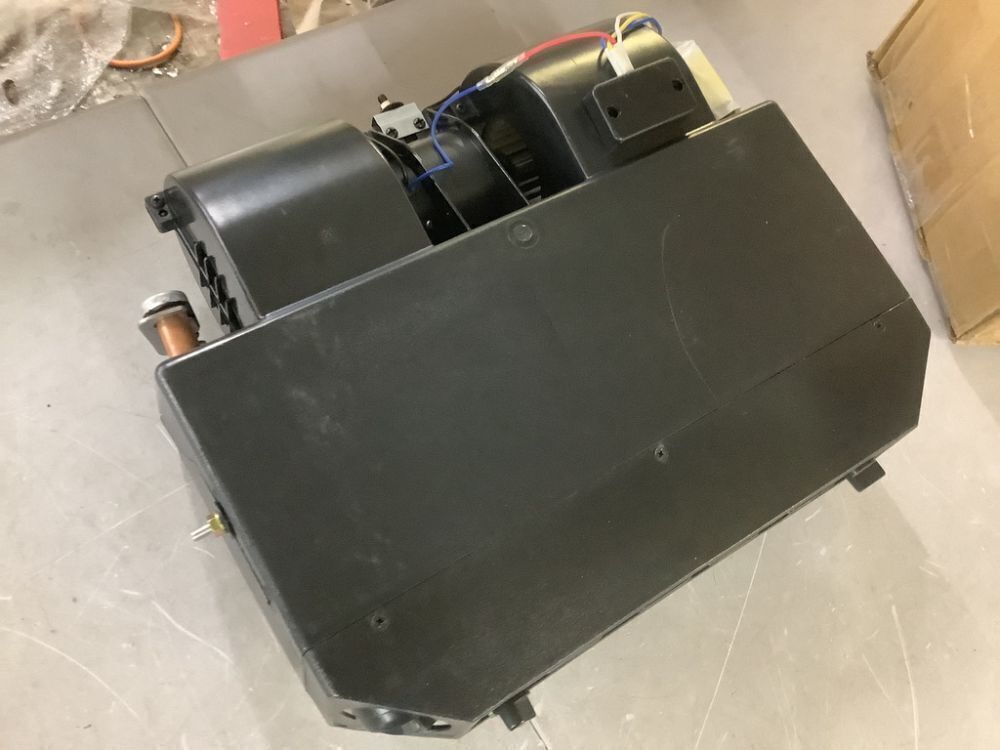 Universal Under Dash AC Evaporator Kit - Image 2 - Lot 629