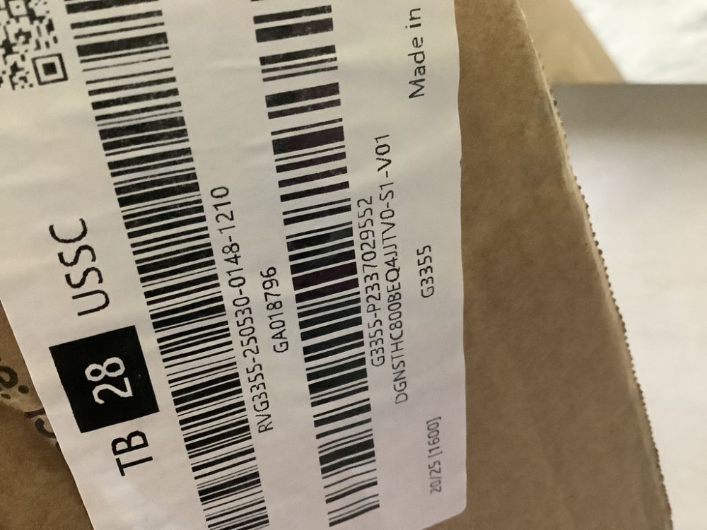 VEVOR Aluminum Convertible Folding Hand Truck Dolly, 800 lbs Load Capacity - Image 4 - Lot 80