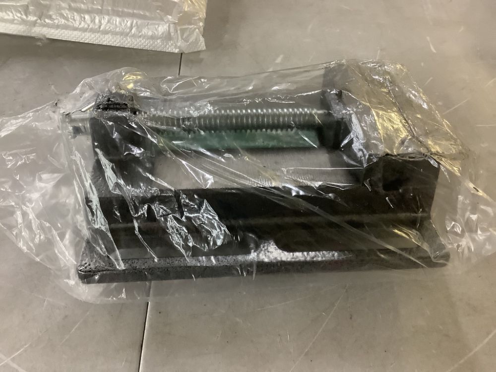 4" Heavy Duty Drill Press Vise - Image 3 - Lot 620