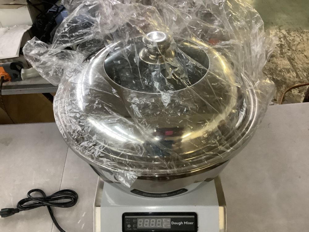 Commercial Dough Mixer 110V - Image 4 - Lot 75