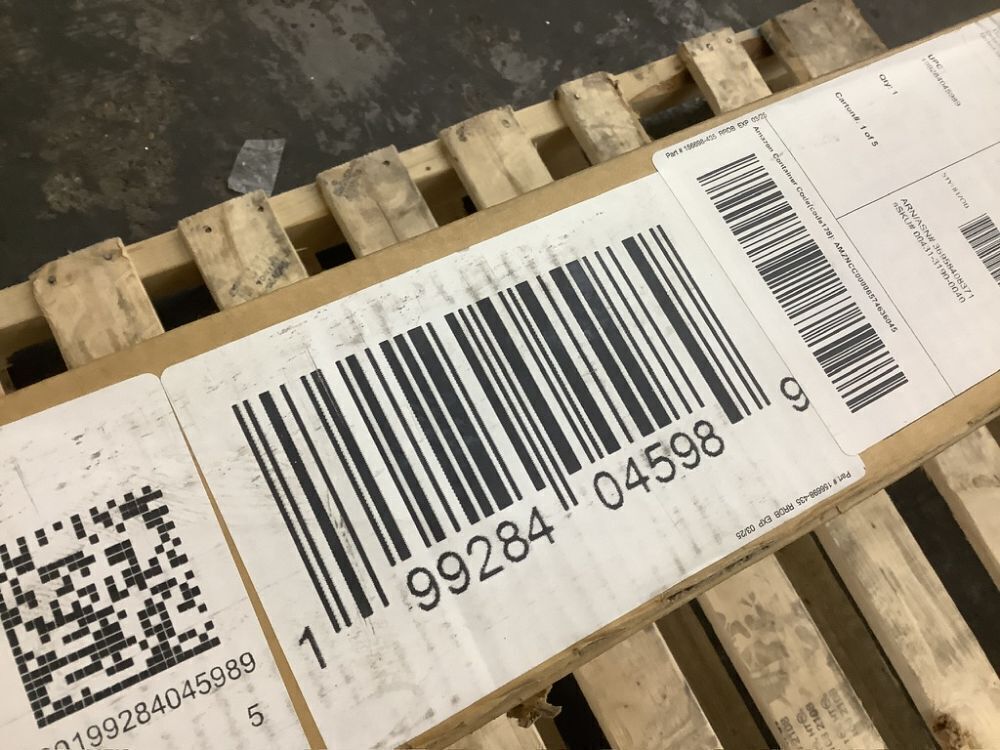 2 in 1 Walking Pad Treadmill with Incline, Dual-Sided Design with Foot Massage, 330 lbs Capacity - Image 5 - Lot 126JF