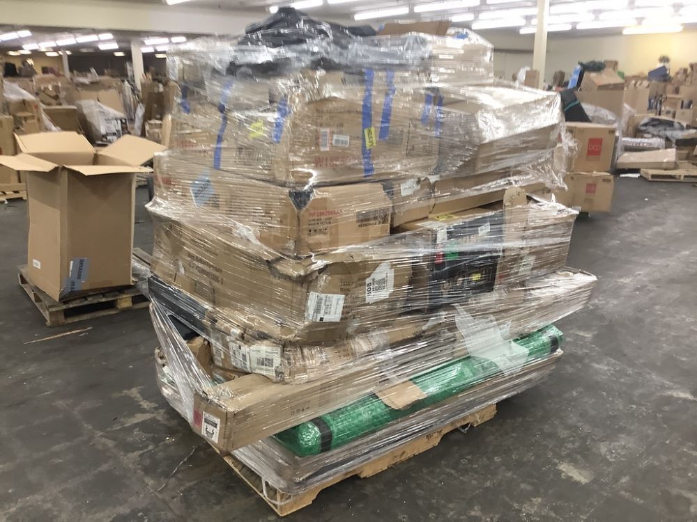 Salvage Pallet. Items Will Be Damaged and Incomplete. - Image 1 - Lot 327JF