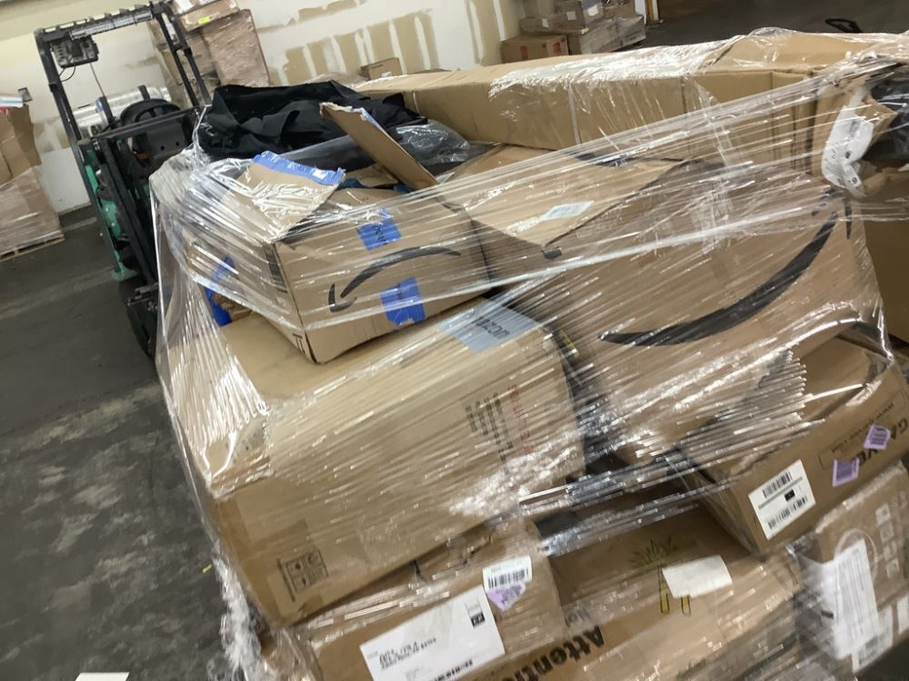 Salvage Pallet. Items Will Be Damaged and Incomplete. - Image 8 - Lot 327JF