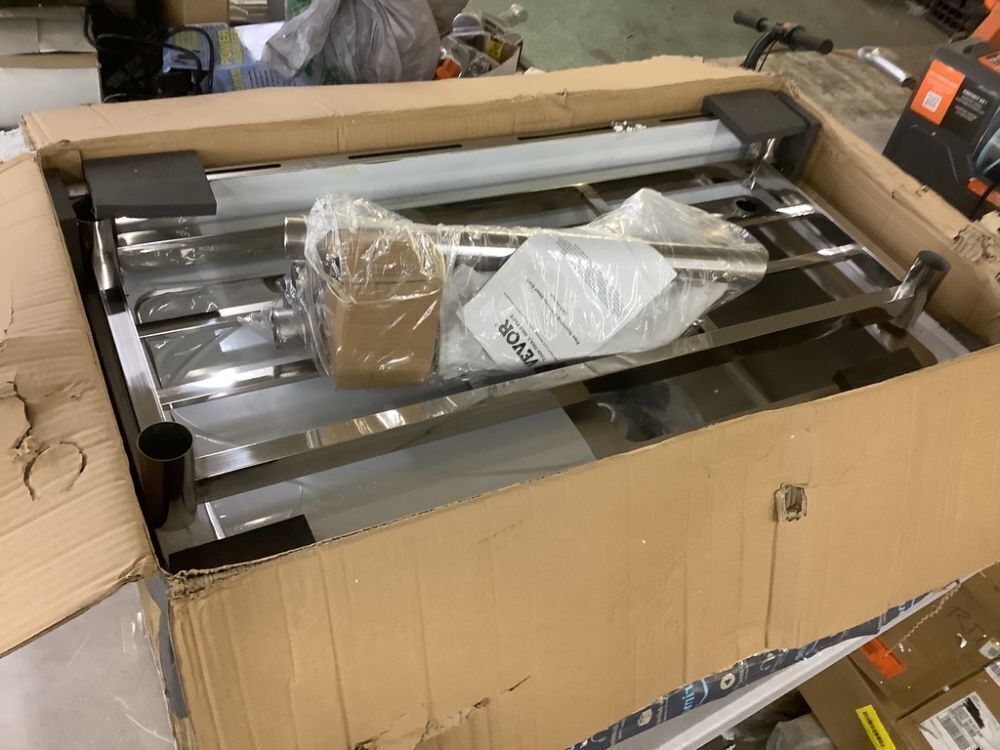 VEVOR Stainless Steel Free Standing Single Bowl Commercial Kitchen Sink, 39.4 x 19.1 x 37.4 in - Image 2 - Lot 68JF