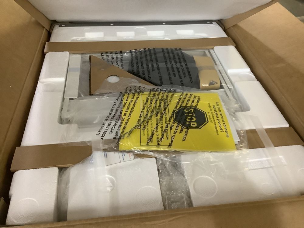 ROVSUN 8,000 BTU 115V Window Air Conditioner with Heat & Wifi/APP & Install Kit - Image 4 - Lot 64