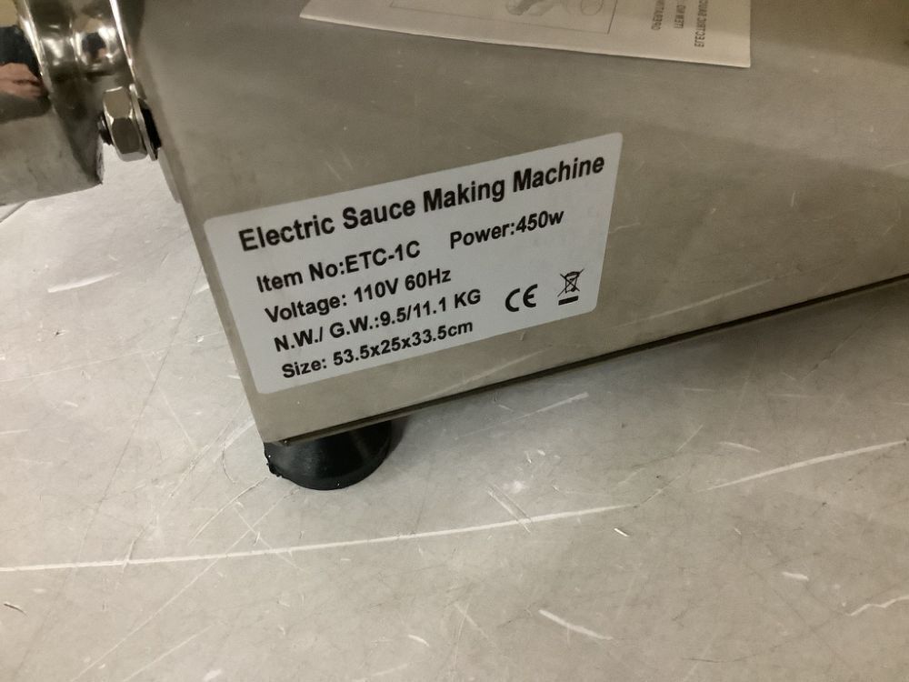 Electric food Strainer & Sauce Maker, 110v - Image 4 - Lot 326