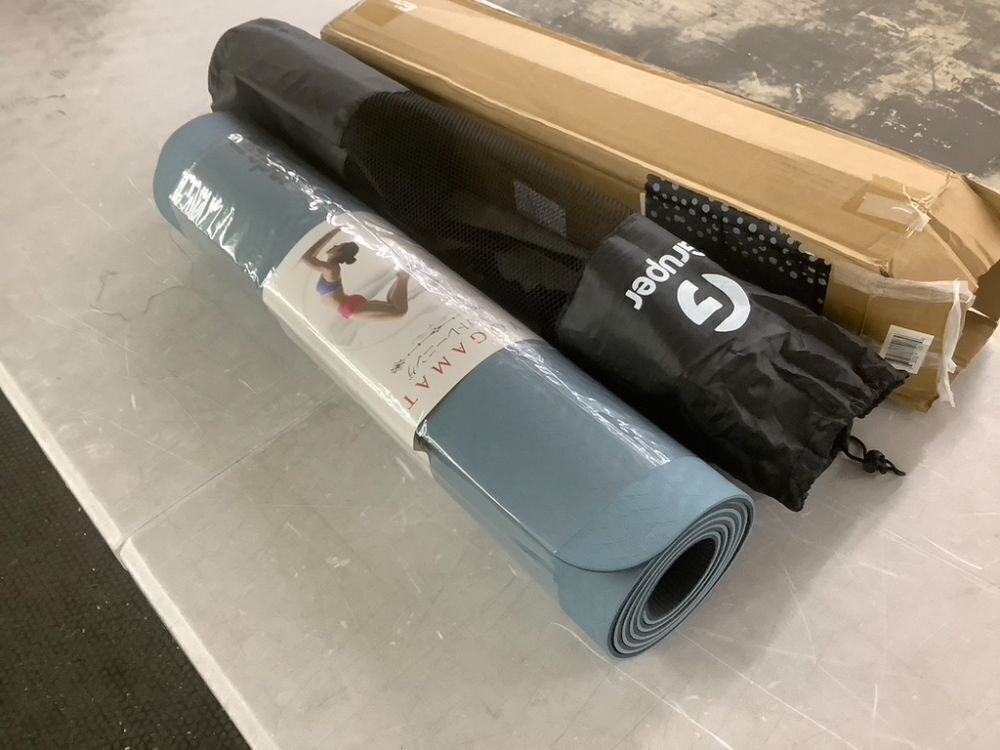 Gruper Yoga Mat - Image 4 - Lot 572