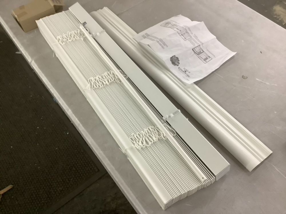 Lotus & Windoware Cordless Blinds, 30" x 60" - Image 2 - Lot 780