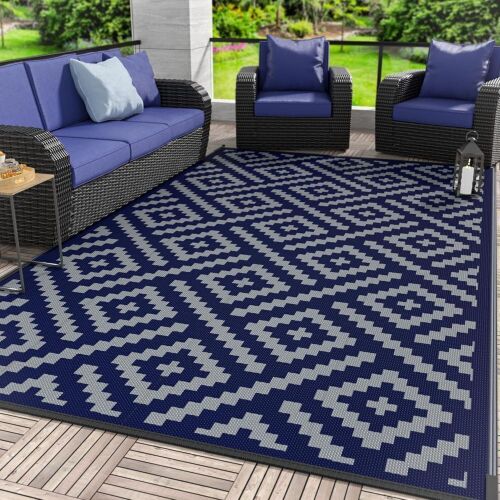 Reversible Outdoor Rug, 10' x 14' - Lot 273
