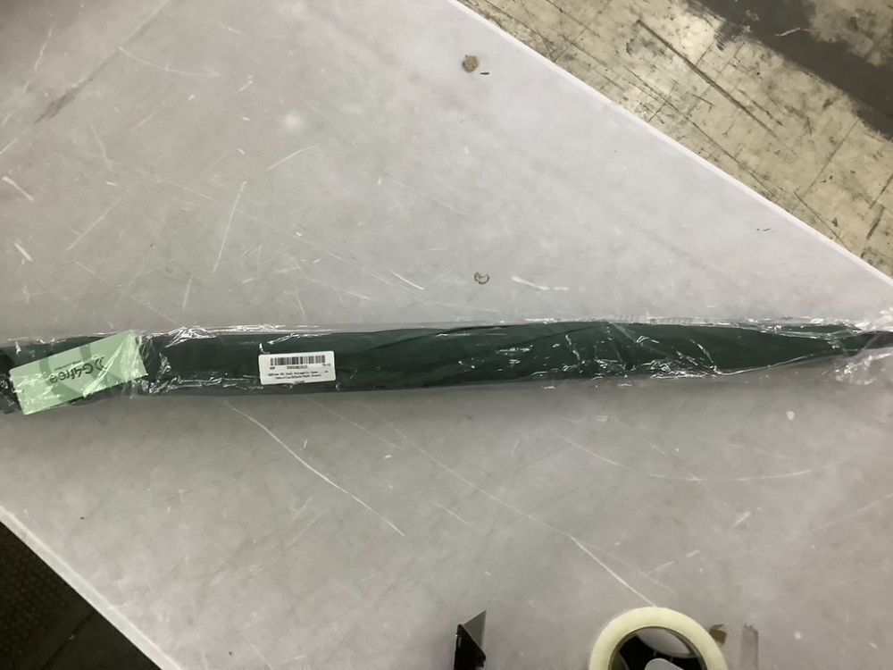 G4Free 62" Automatic Open Golf Umbrella - Image 2 - Lot 779