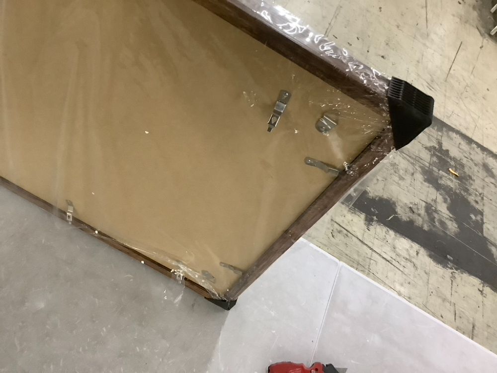 Poster Frames 22" x 30", 2 Pack - Image 2 - Lot 379