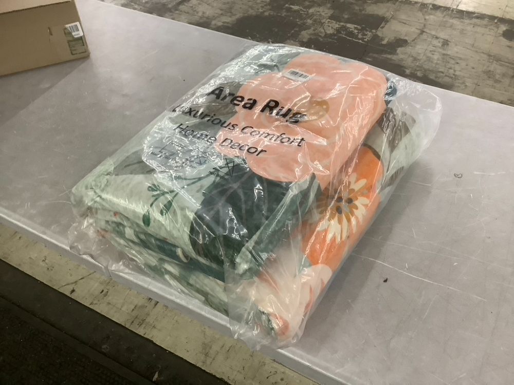 8' x 10' Floral Area Rug - Image 1 - Lot 190