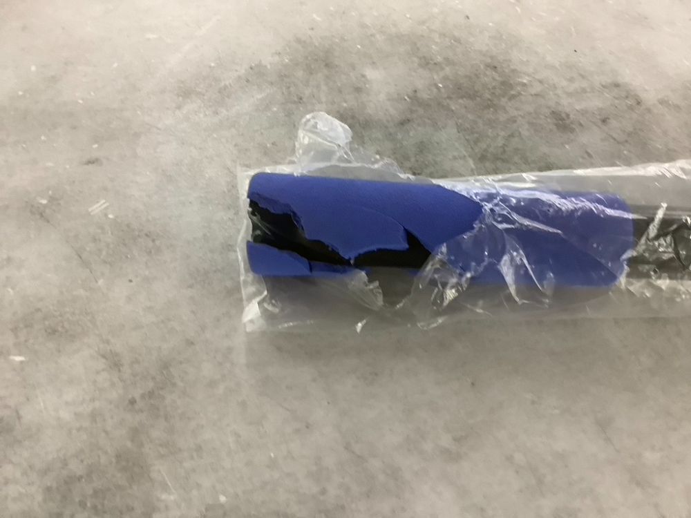 VERSPROUT 5-to-12 Foot Telescoping Boat Hook - Foam Handle Damaged - Image 4 - Lot 482