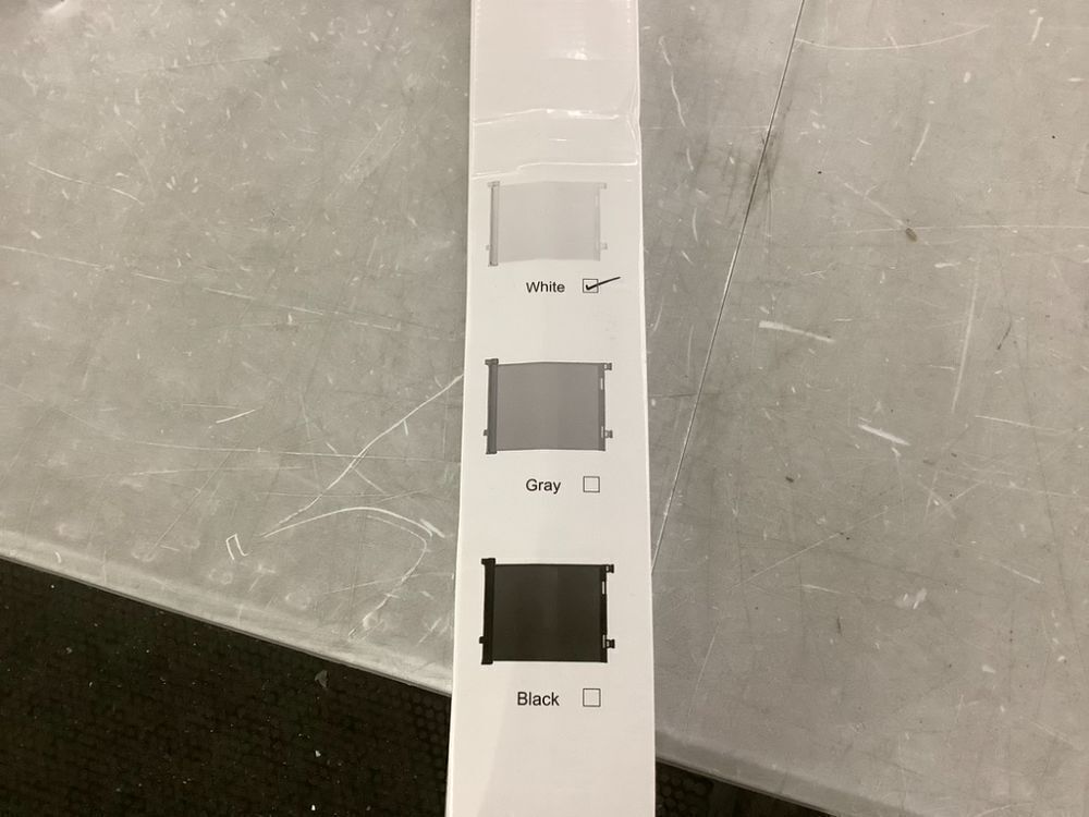 Retractable Baby Gate - Image 6 - Lot 583