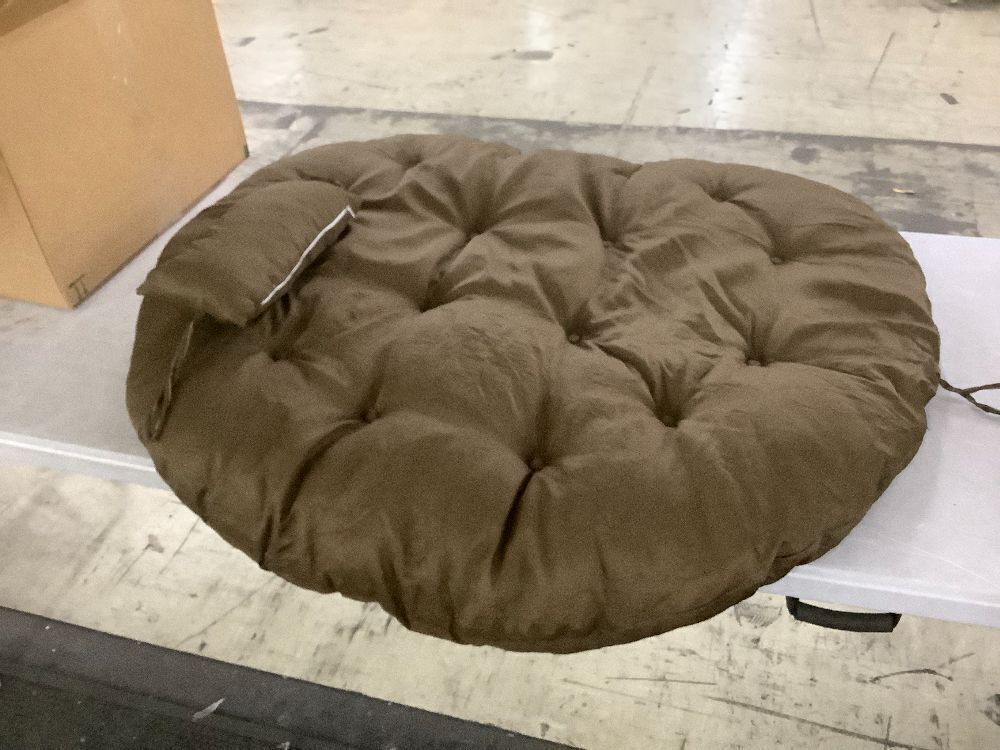 Egg Chair Cushion 45" - Image 1 - Lot 590