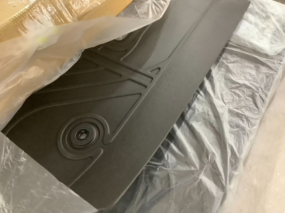 Peleus Floor Mats & Cargo Liner for 2017-2025 Chrysler Pacifica 7 or 8 Passenger (Not Hybrid), Pacifica Touring Series 2017-2025, Limited 2017-2020, L/Lx 2017-2019, Voyager 2020-2025 - Image 5 - Lot 284