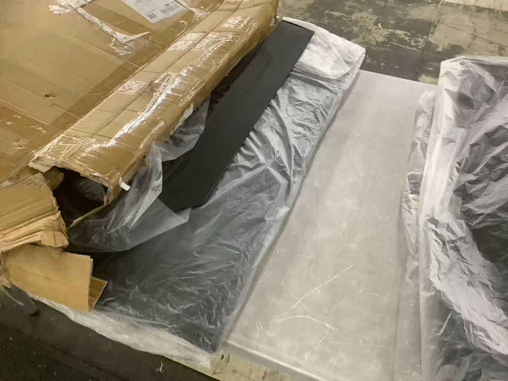 Peleus Floor Mats & Cargo Liner for 2017-2025 Chrysler Pacifica 7 or 8 Passenger (Not Hybrid), Pacifica Touring Series 2017-2025, Limited 2017-2020, L/Lx 2017-2019, Voyager 2020-2025 - Image 6 - Lot 284