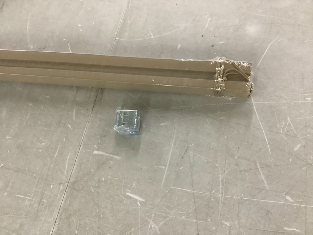 RV Shades, 50" x 24" - Image 4 - Lot 584