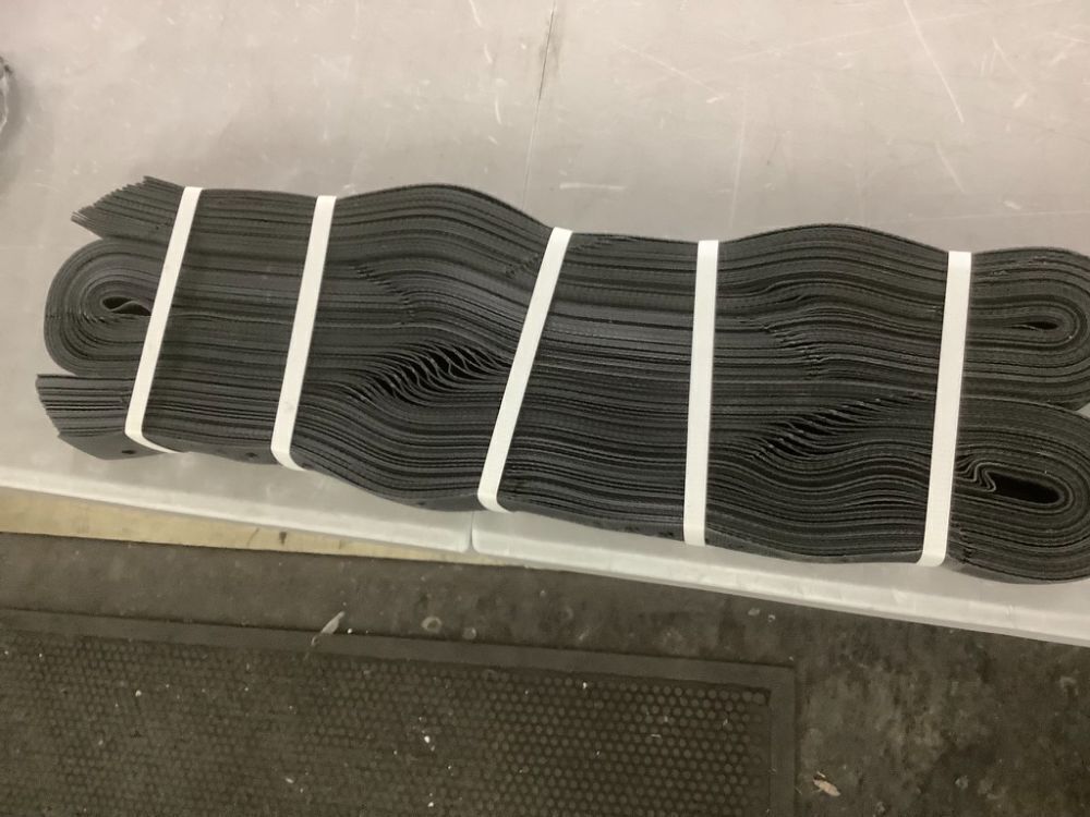 Expandable Folding Permeable Paver Honeycomb Grid, 2 Inch Depth, 6.5 x 16.5' - Image 4 - Lot 290