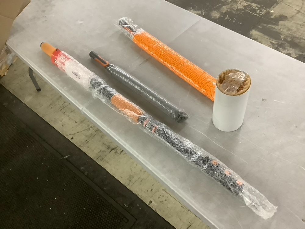 Extend-A-Reach 12' Extension Pole Dusting Kit - Image 2 - Lot 297