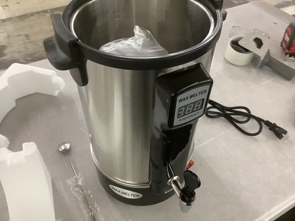 TCFUNDY Candle Making Wax Melting Pot - Missing Lid - Image 2 - Lot 298