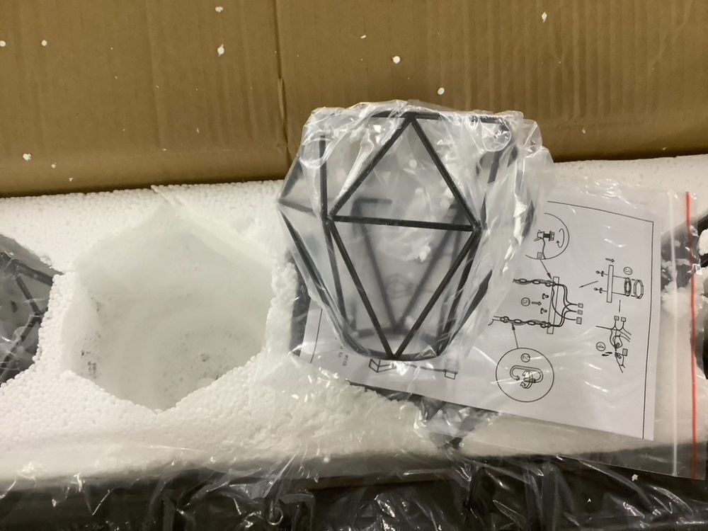 5 Light Pendant Light Fixture - Image 4 - Lot 296