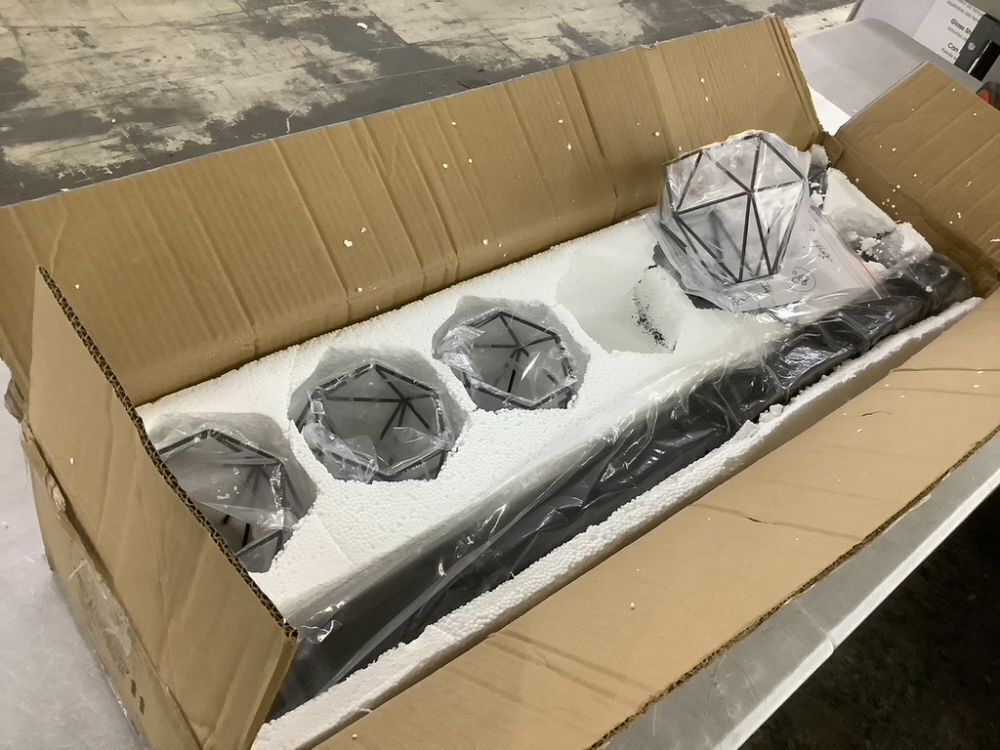 5 Light Pendant Light Fixture - Image 6 - Lot 296