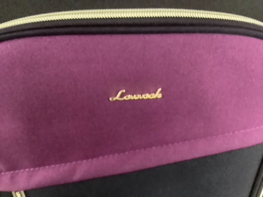 LOVEVOOK 4 Pcs Carry On Softside Luggage - Image 6 - Lot 393