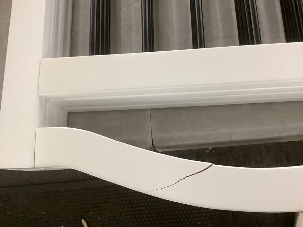 Freestanding Panel Pet Gate, 32" H, 4 Panel - Cracked Piece - Image 3 - Lot 397