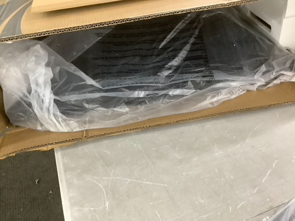 FIREGAS Black Range Hood 30 inch, 450 CFM - Image 7 - Lot 199