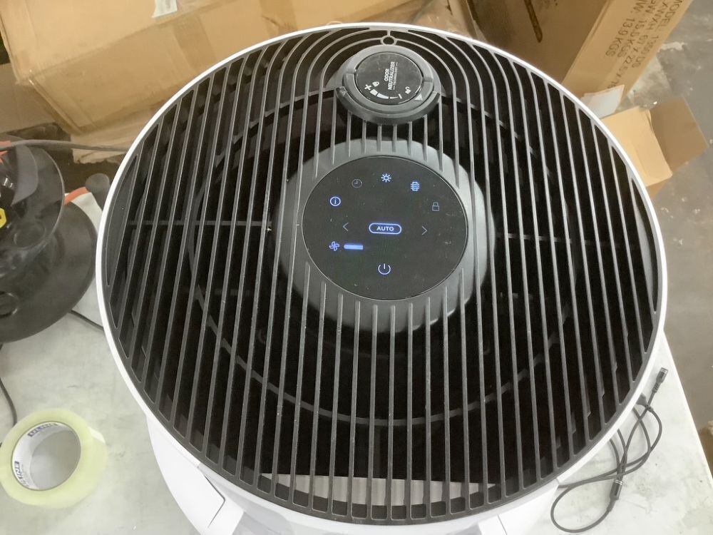 Shark Air Purifier with NeverChange Air Filter Technology, Covers 1400 Sq. ft, Odor Neutralizer and Clean Sense Technology - Image 6 - Lot 200