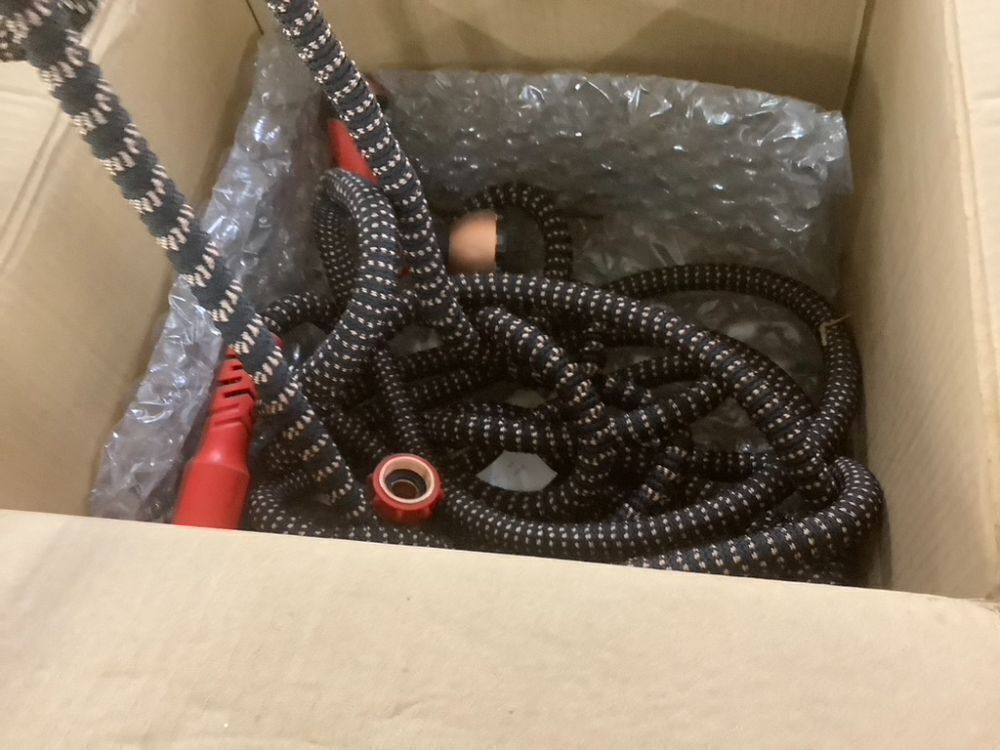 Pocket Hose Expandable Garden Hose 100FT - Image 3 - Lot 291