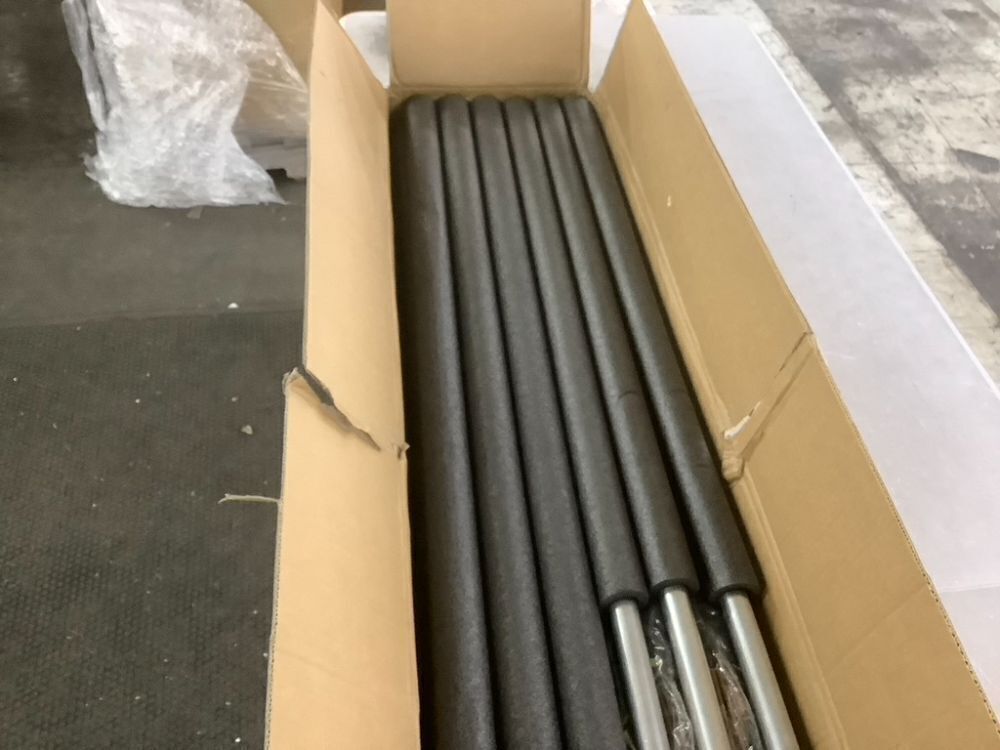 TOBWOLF 6PCS Universal Trampoline Replacement Enclosure Poles for 10-16FT Straight Pole Round Frame - Image 4 - Lot 398
