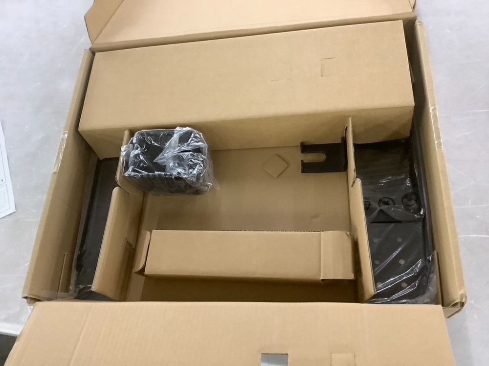 PEGZONE Clamp-on Desk Pegboard, 20.4" x 16.5" - Image 3 - Lot 499