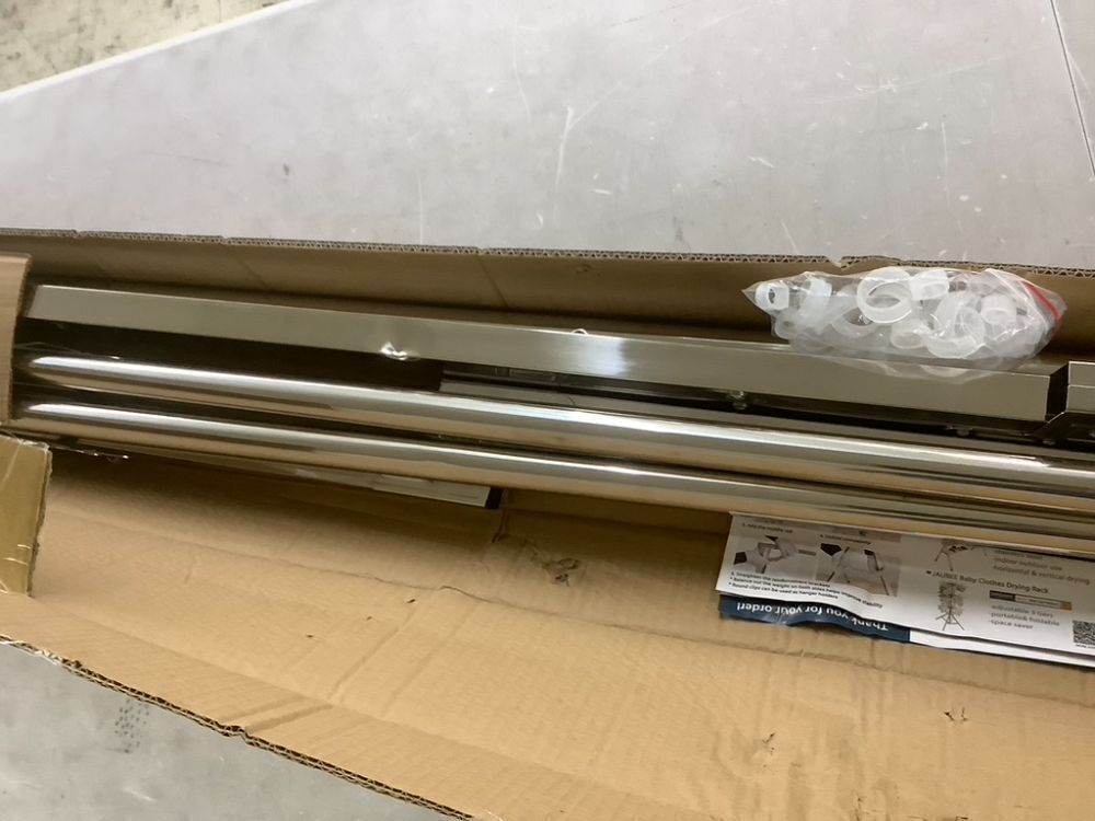 Folding Clothes Drying Rack - Image 6 - Lot 500