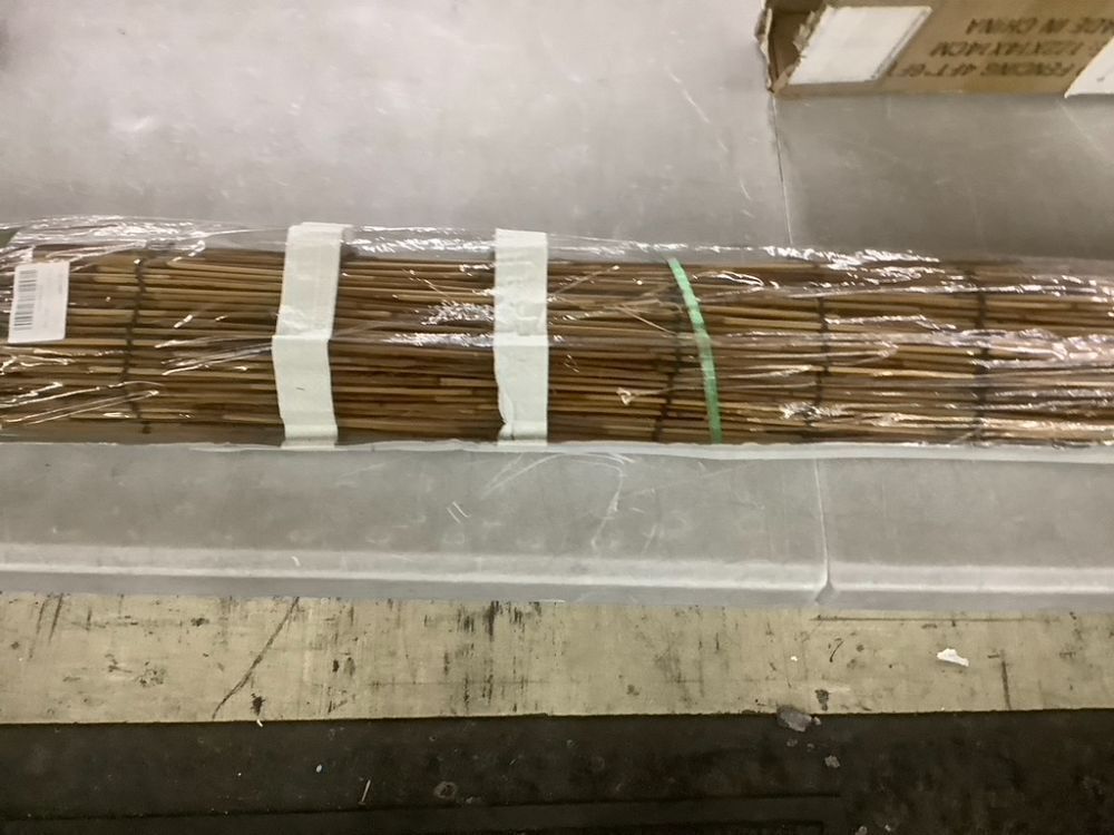 Gardgue Cordless Reed Blinds, 47" W x 71" - Image 3 - Lot 595