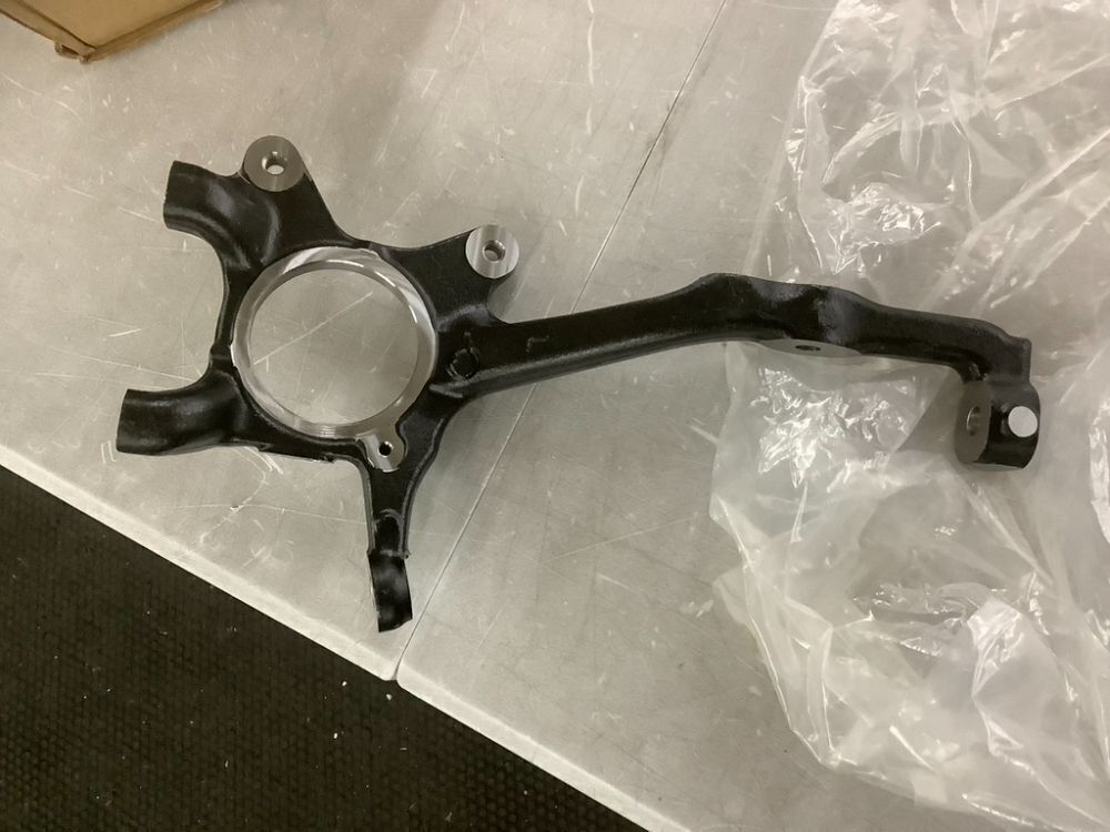 Steering Knuckle for Toyota 4 Runner - Image 2 - Lot 394