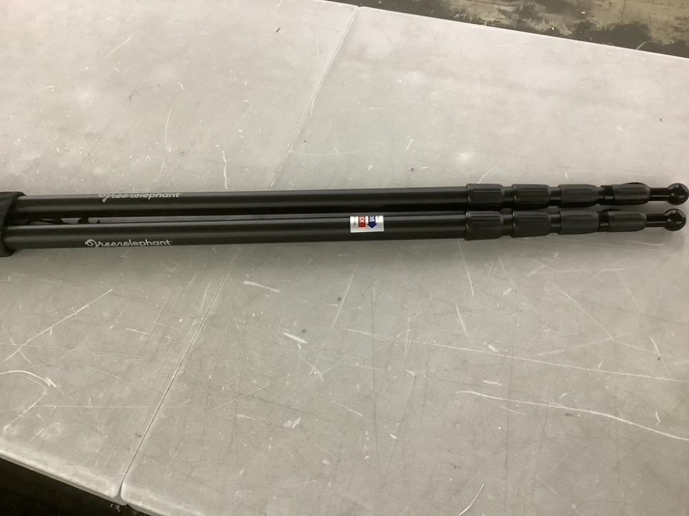 Green Elephant Camping Collapsible Tarp Poles, Extends 8ft 2.8 in, Set of 2 - Image 3 - Lot 399