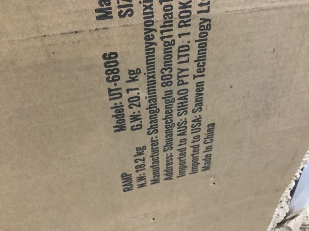 VEVOR Tri-Fold Non-Slip Aluminum Loading Ramp, 85" x 54" - Image 6 - Lot 60